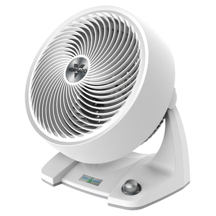 633DC air circulator on a blank background.