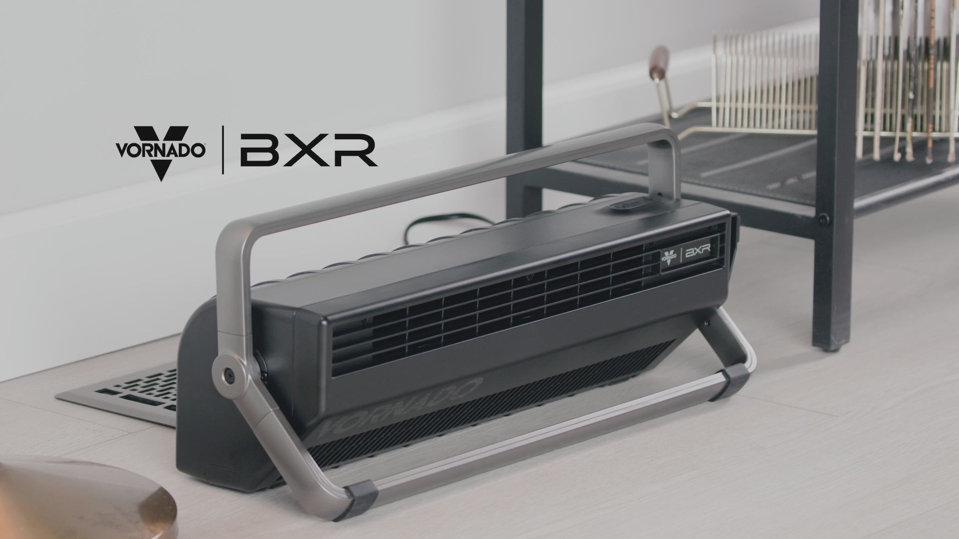 Video displaying the Vornado BXR showing the product features.