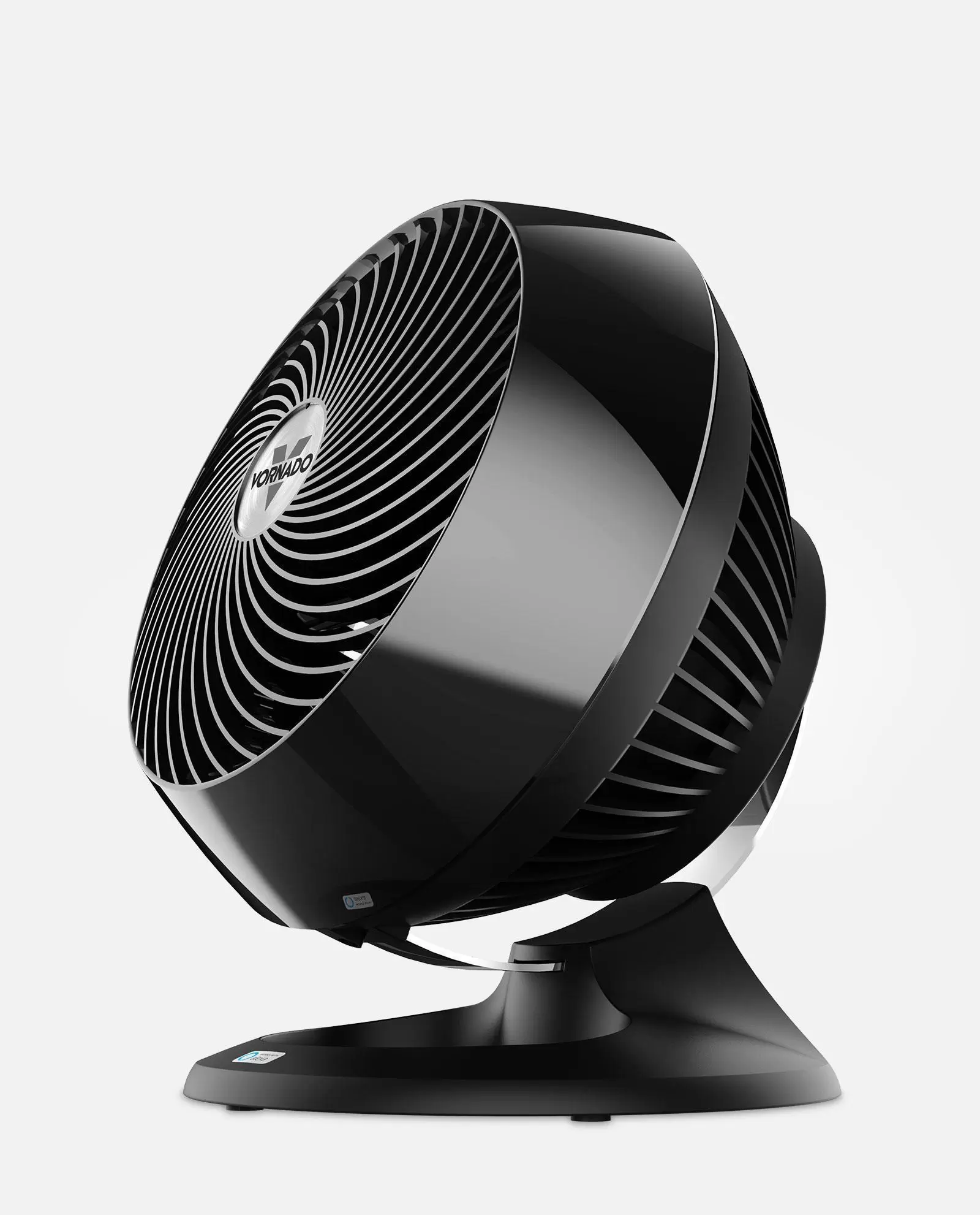 Black 660 AE large air circulator hero